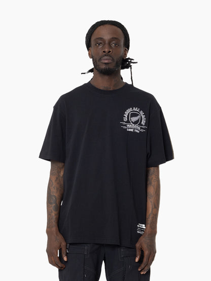 MNA-U45 (Mitchell & ness classic silver fern tee solid dyed black) 92592391