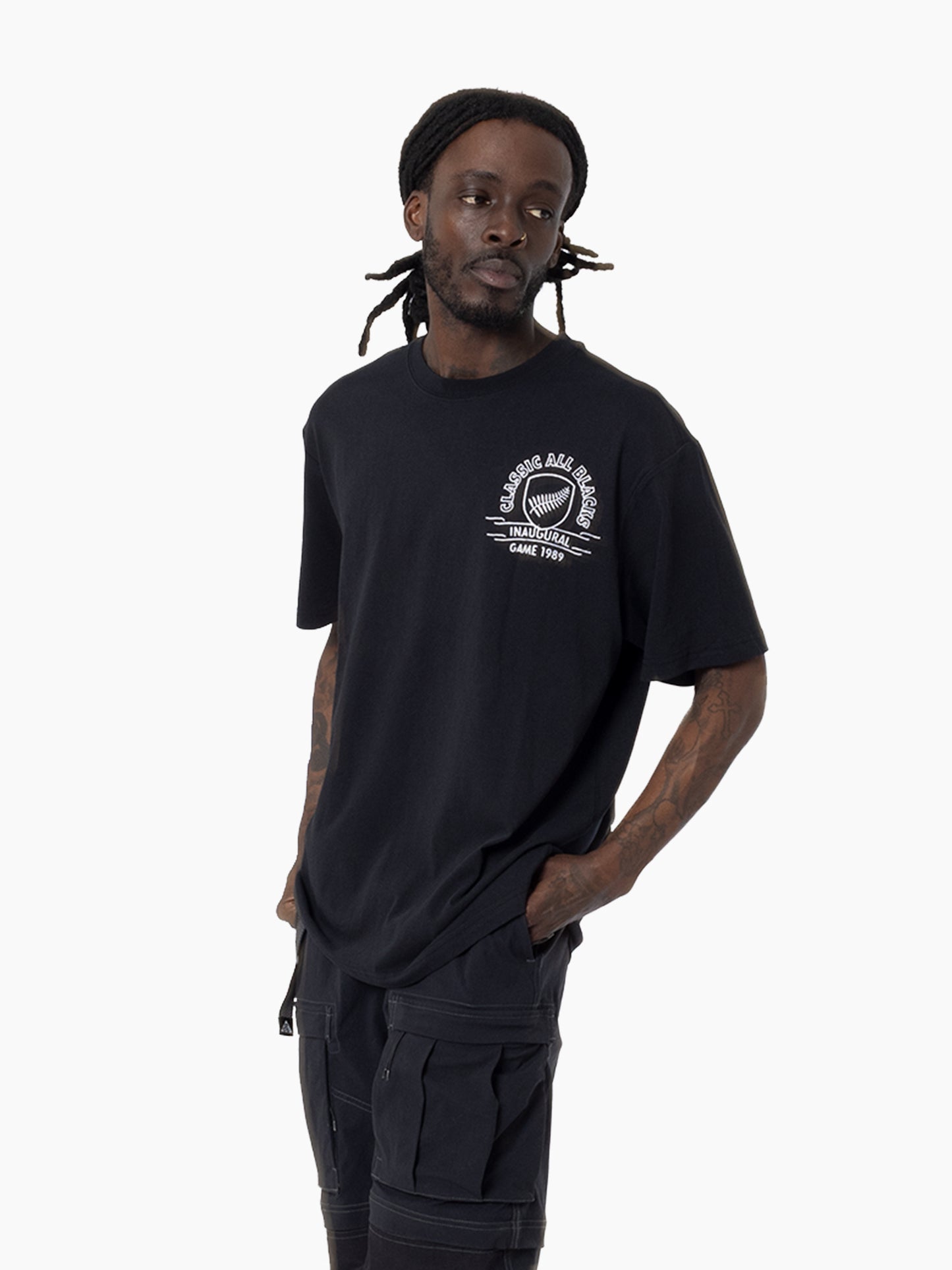 MNA-U45 (Mitchell & ness classic silver fern tee solid dyed black) 92592391
