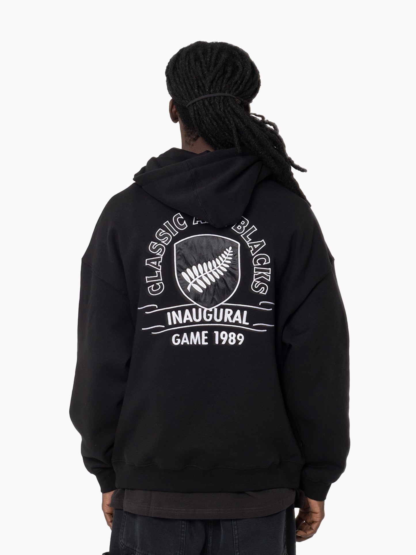 MNA-V45 (Mitchell & ness classic silver fern hoodie solid dyed black) 92595217