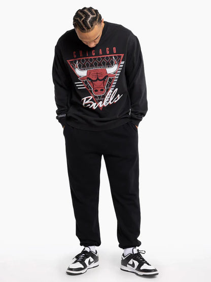 MNA-P29 (Mitchell and ness tri logo crew bulls faded black) 72396087