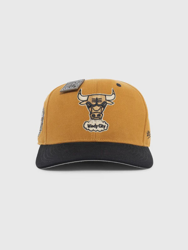 MNA-G27 (Mitchell and ness desert storm fitted bulls cap wheat) 52393043