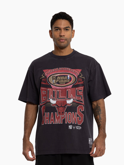 MNA-N37 (Mitchell and ness chisel championship tee bulls overdye black) 724939163