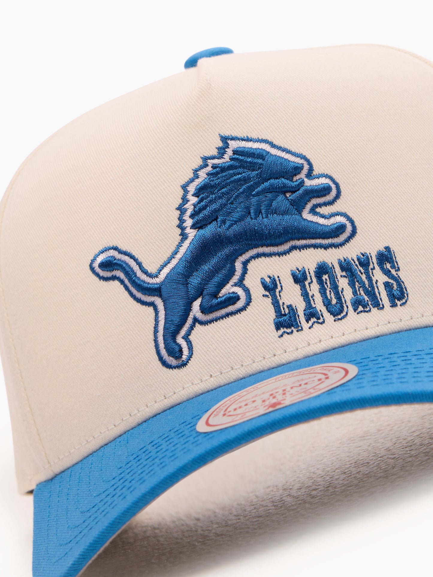 MNA-V51 (Mitchell & ness white & cream detroit lions  team colour pro pinch snapback white cream/blue osfm) 72692391
