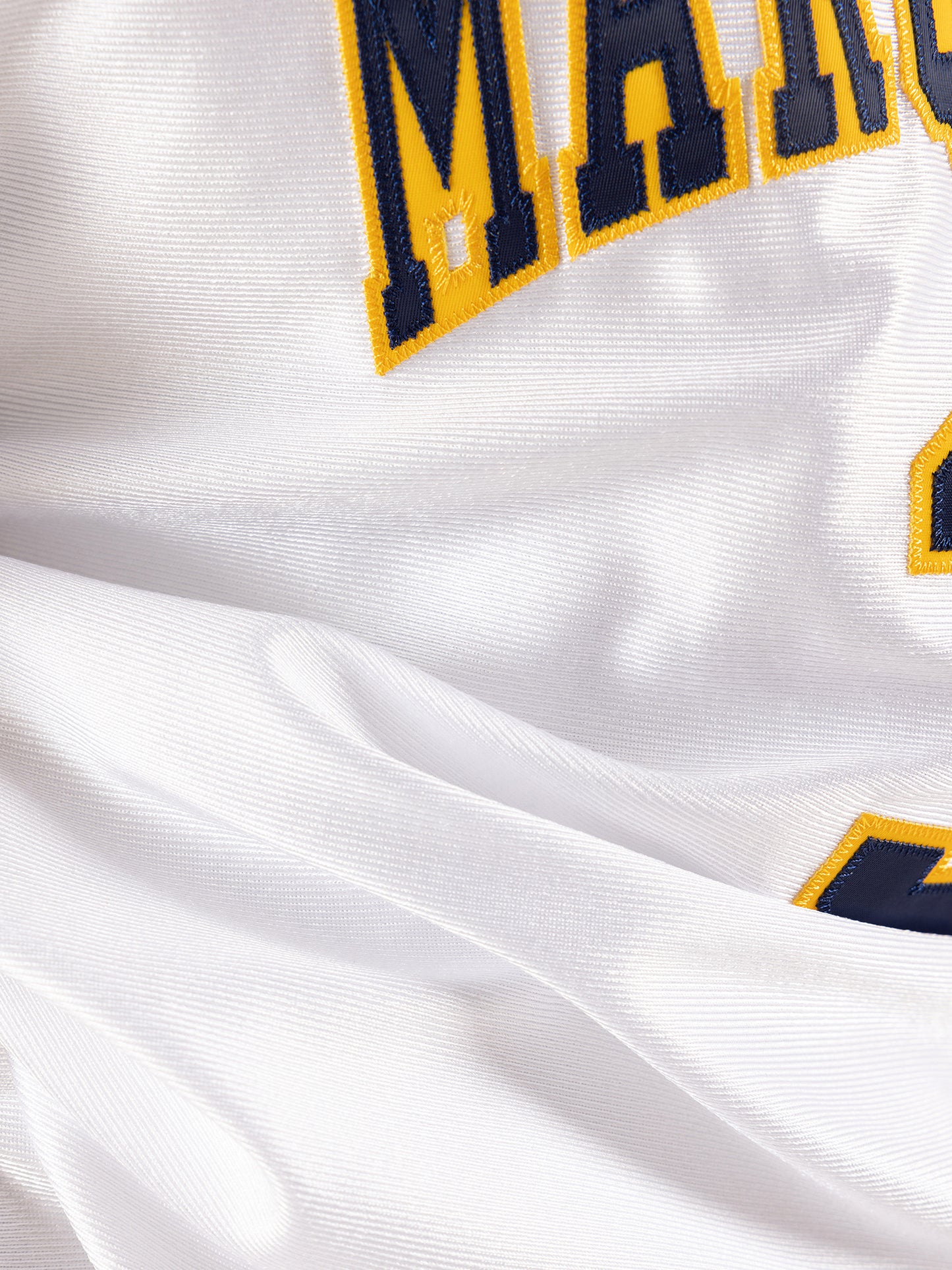 MNA-H40 (Mitchell & ness swingman jersey marq dwd 02-03 home white) 122498695