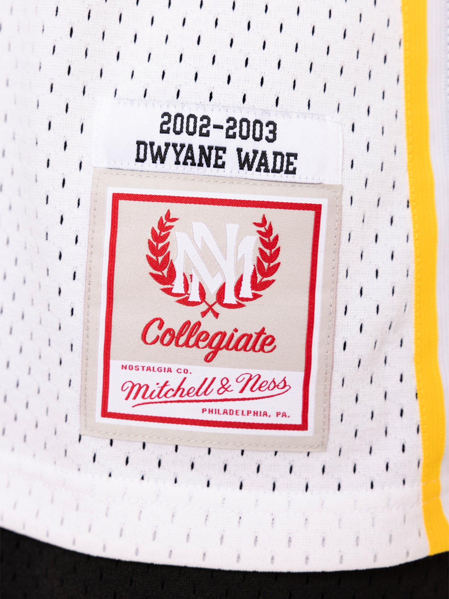 MNA-H40 (Mitchell & ness swingman jersey marq dwd 02-03 home white) 122498695