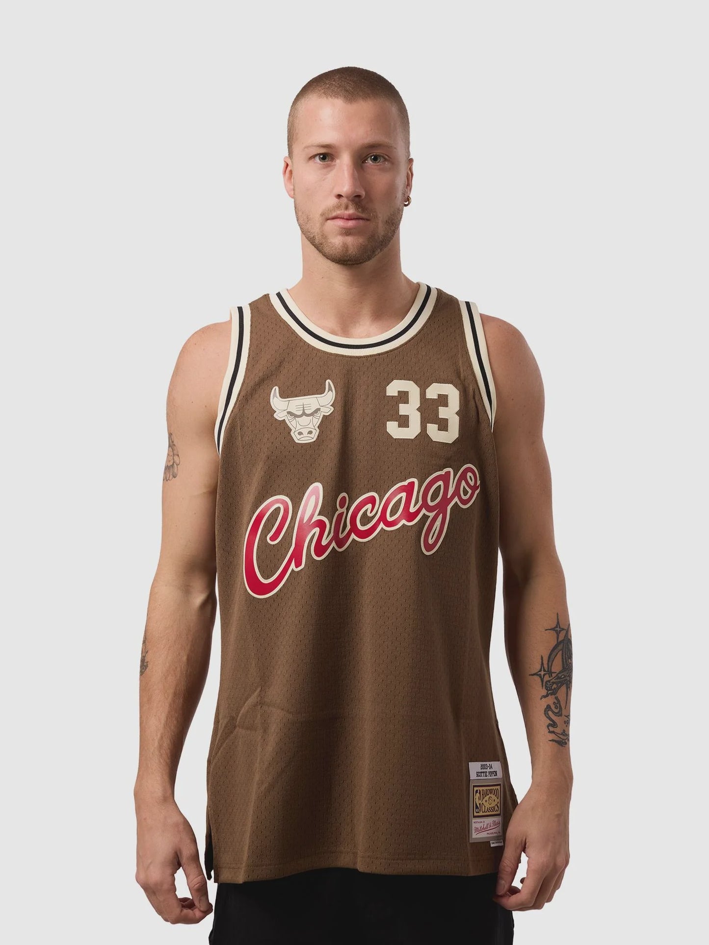 MNA-I51 (Mitchell and ness swingman jersey chicago bulls pippen mud brown/cream) 42699545