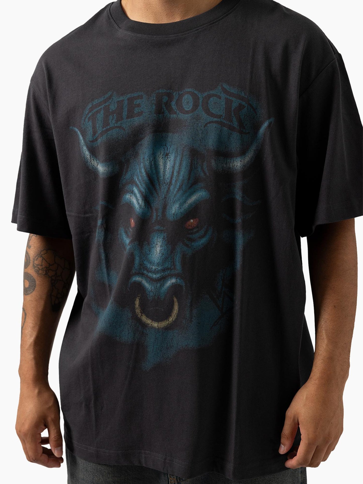 MNA-O50 (Mitchell & ness the rock bulls tee washed black) 22693636