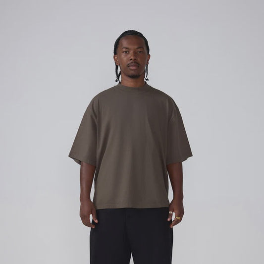 SKA-J (Shaka wear streetwear 10M-003 essentials max heavyweight drop shoulder short sleeve tee mocha)