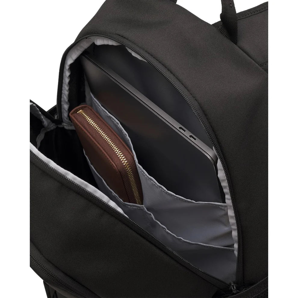 UAE-V14 (Under armour unisex hustle sport 6.0 backpack black/metallic silver) 112593478