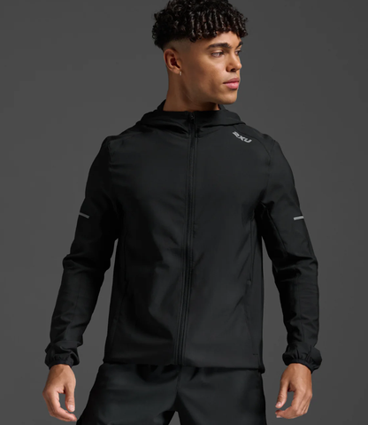 2XUA-J (2XU aero jacket black/silver reflective) 82495500