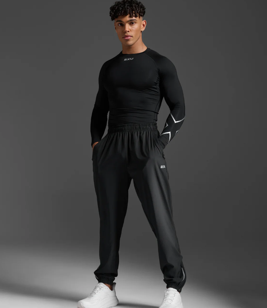 2XUA-K (2XU aero woven jogger black/silver reflective) 82495500