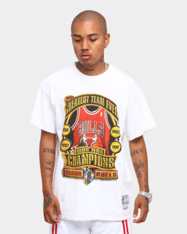 MNA-D21 (Greatest team ever tee bulls vintage white) 72296087