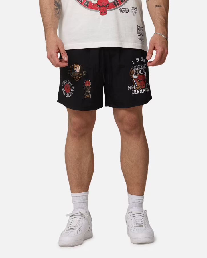 MNA-I39 (Mitchell & ness champs bulls nylon shorts black) 112493478