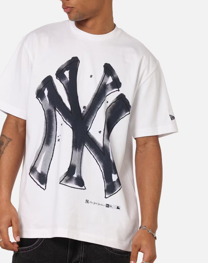 NEA-X11 (New era oversize trend pop paint new york yankees tee white) 82594000