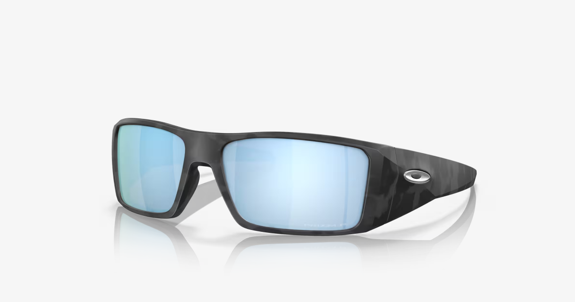 OK-D (Oakley heliostat matte black camo frame/prizm deep water polarized lenses) 925914104