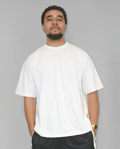 UC-C (Urban collab adult 280gsm club tee white) 112591175