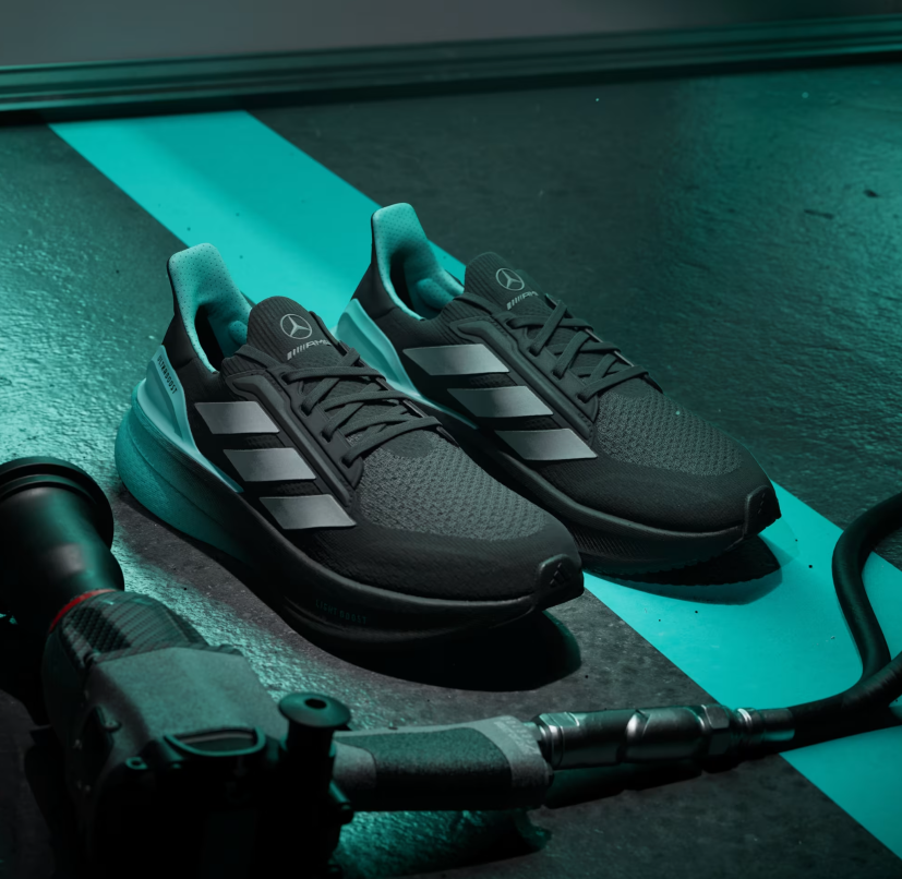 A-P72 (Adidas ultraboost 5 x mercedes amg petronas F1 team shoes black/metallic silver/semi mint rush) 226915867