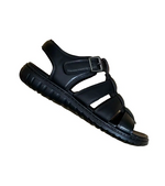I-A (Islander sandals #5215 black)