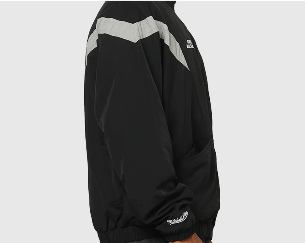 MNA-S45 (Mitchell & ness cab spray jacket solid black) 92596087