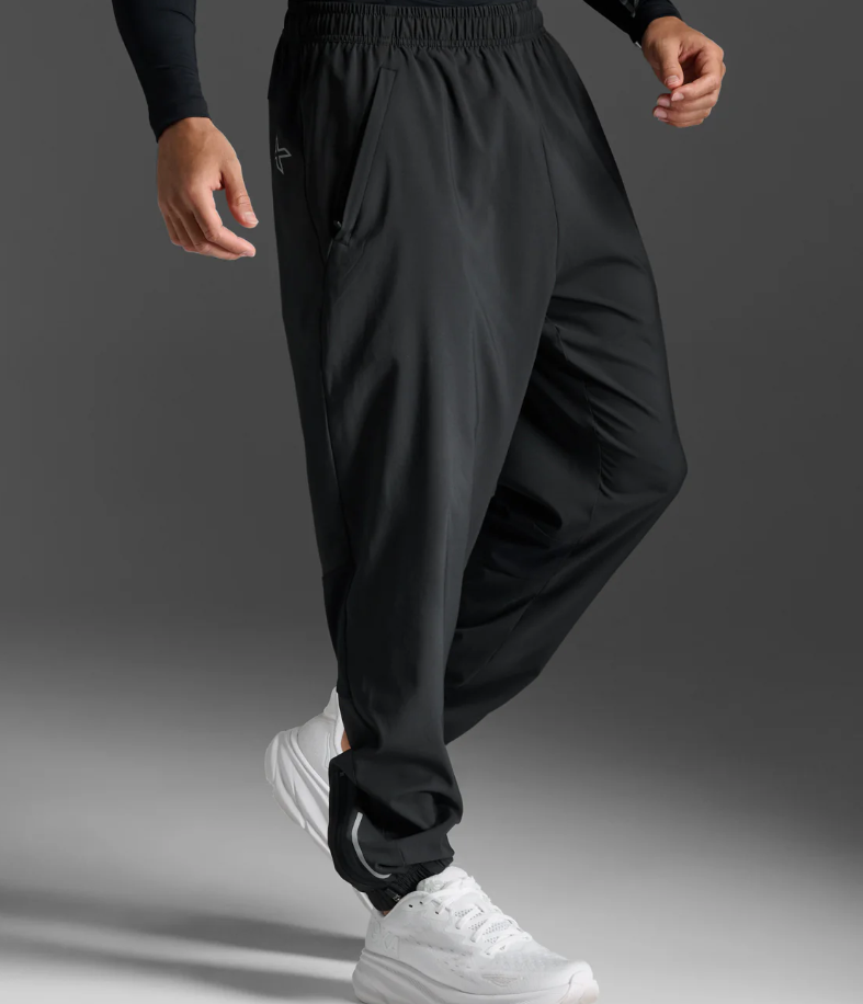 2XUA-K (2XU aero woven jogger black/silver reflective) 82495500