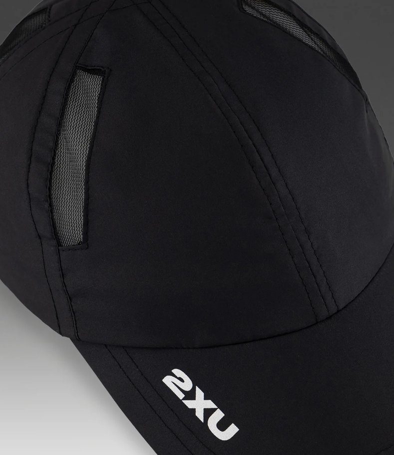 2XUA-W (2XU run cap black osfm) 102491750