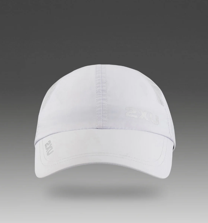 2XUA-D1 (2XU run cap white osfm) 102491750