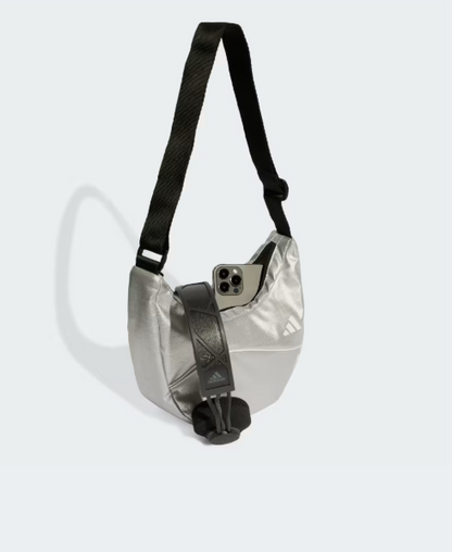 AE-F8 (Adidas glow shoulder bag metallic silver/white) 72592050