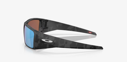 OK-D (Oakley heliostat matte black camo frame/prizm deep water polarized lenses) 925914104