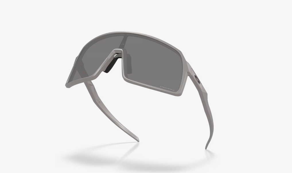 OK-L (Oakley sutro titanium frame/prizm black lenses) 925913144