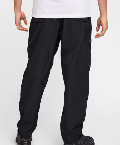 NA-O48 (Nike tech mens woven cargo trackpants black)