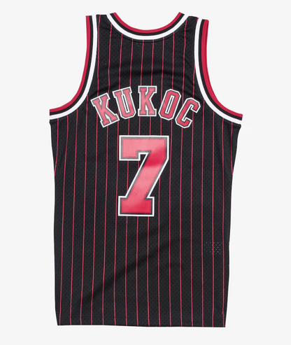 MNA-B50 (Mitchell and ness nba swingman jersey bulls toni kukoc 95-96 alt black) 12698260