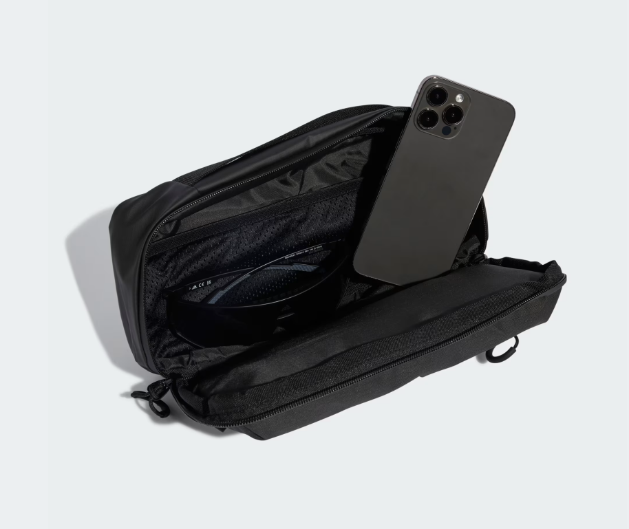 AE-C9 (Adidas mercedes amg petronas formula 1 engineers & marketing waistbag black) 22693370