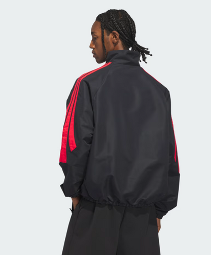 AA-I31 (Adidas basketball woven track jacket black/pure ruby) 326910580