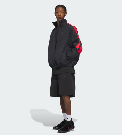 AA-I31 (Adidas basketball woven track jacket black/pure ruby) 326910580
