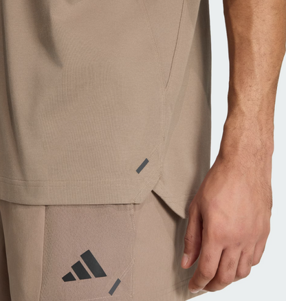 AA-T32 (Adidas primelift workout oversize tee khakhi/black) 82693125