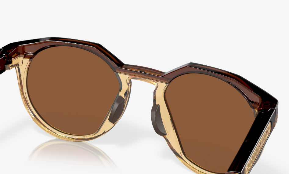 OK-V (Oakley Kylian Mbappé Signature Series hstn dark amber/light curry frame - color prizm tungsten lenses) 926915255
