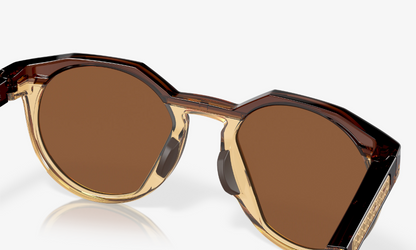 OK-V (Oakley Kylian Mbappé Signature Series hstn dark amber/light curry frame - color prizm tungsten lenses) 926915255