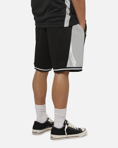 MNA-O53 (Mitchell & ness las vegas raiders established mesh shorts black) 82695652