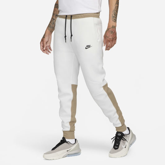 NA-C45 (Nike tech fleece jogger) 42496000