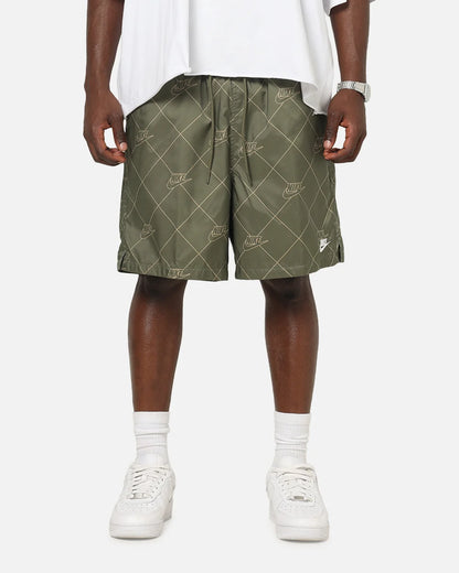 NA-M50 (Nike sportswear club woven flow shorts medium olive/white) 92693825