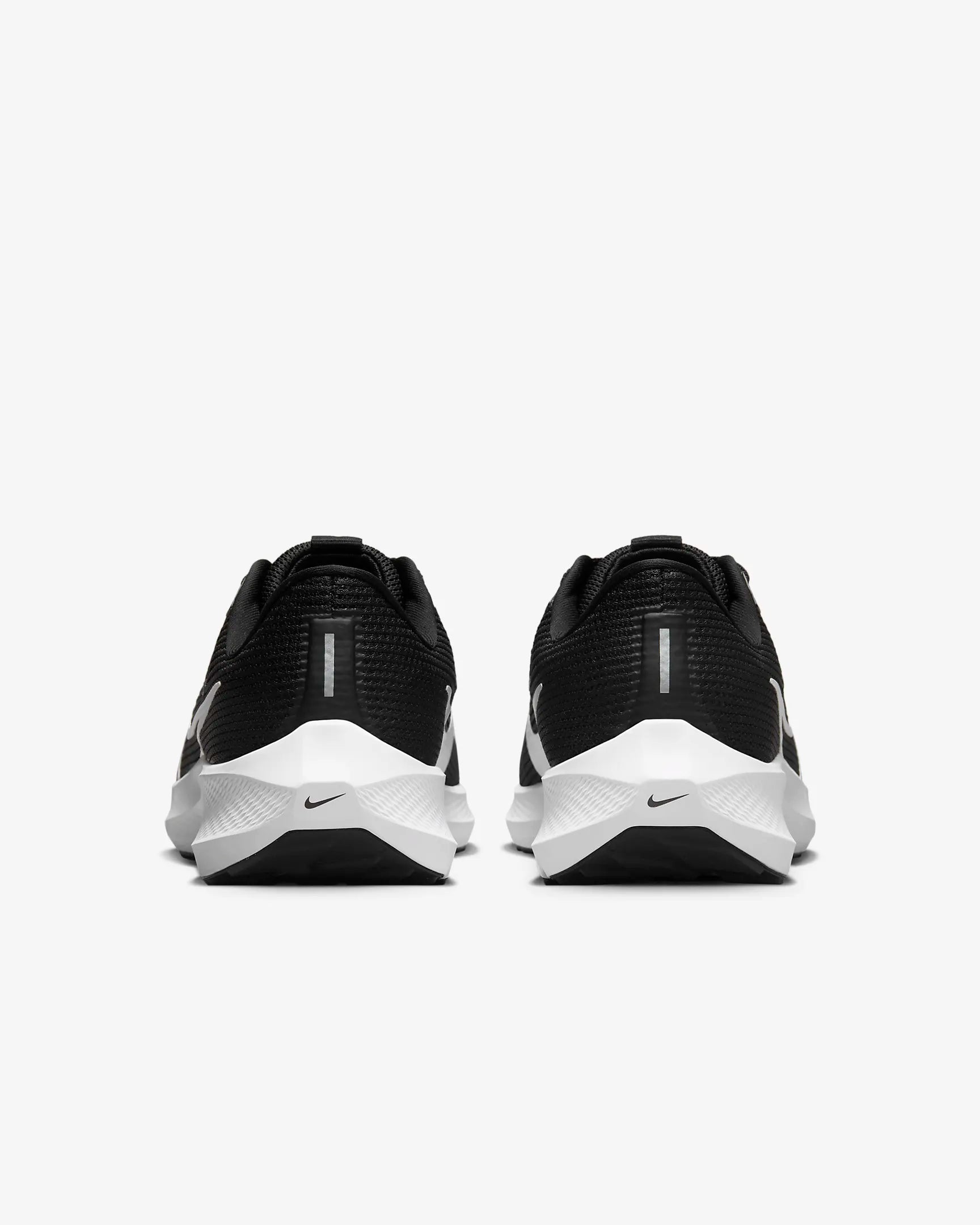 N-C136 (Nike air zoom pegasus 40 wide black/white) 823910742