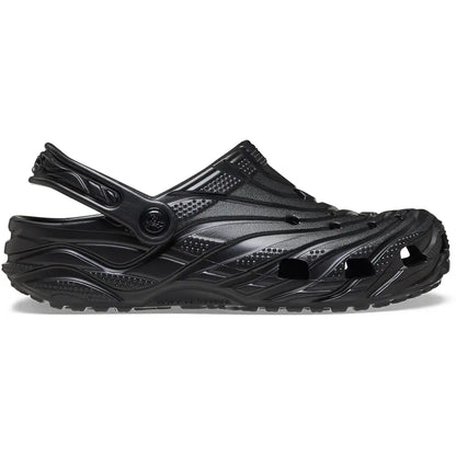 CR-J11 (Crocs classic erosion clog black) 82694782
