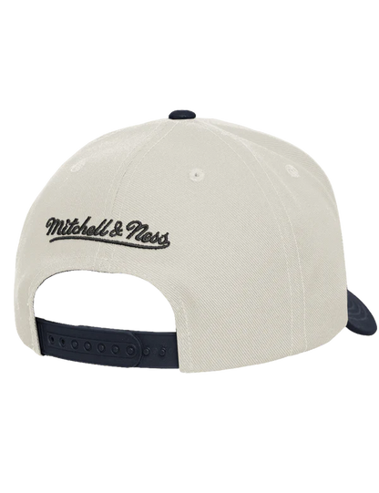 MNA-T51 (Mitchell & ness white dallas cowboys team colour pro pinch snapback white cream/navy osfm) 72692391