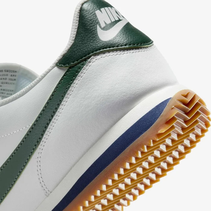 N-E140 (Nike cortez leather summit white/fir/midnight navy)