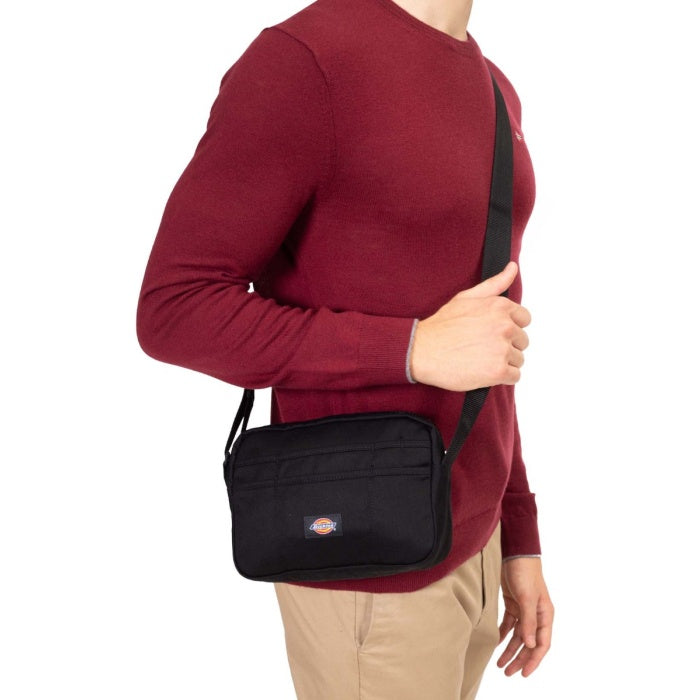 DE-F (Dickies moreauville messenger crossbody bag black) 72592661