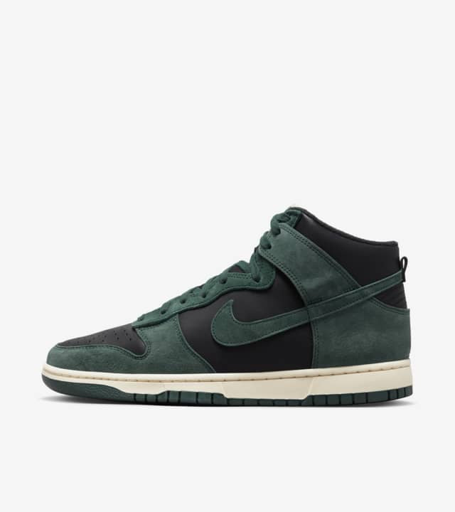 N-T136 (Nike dunk hi faded spruce)