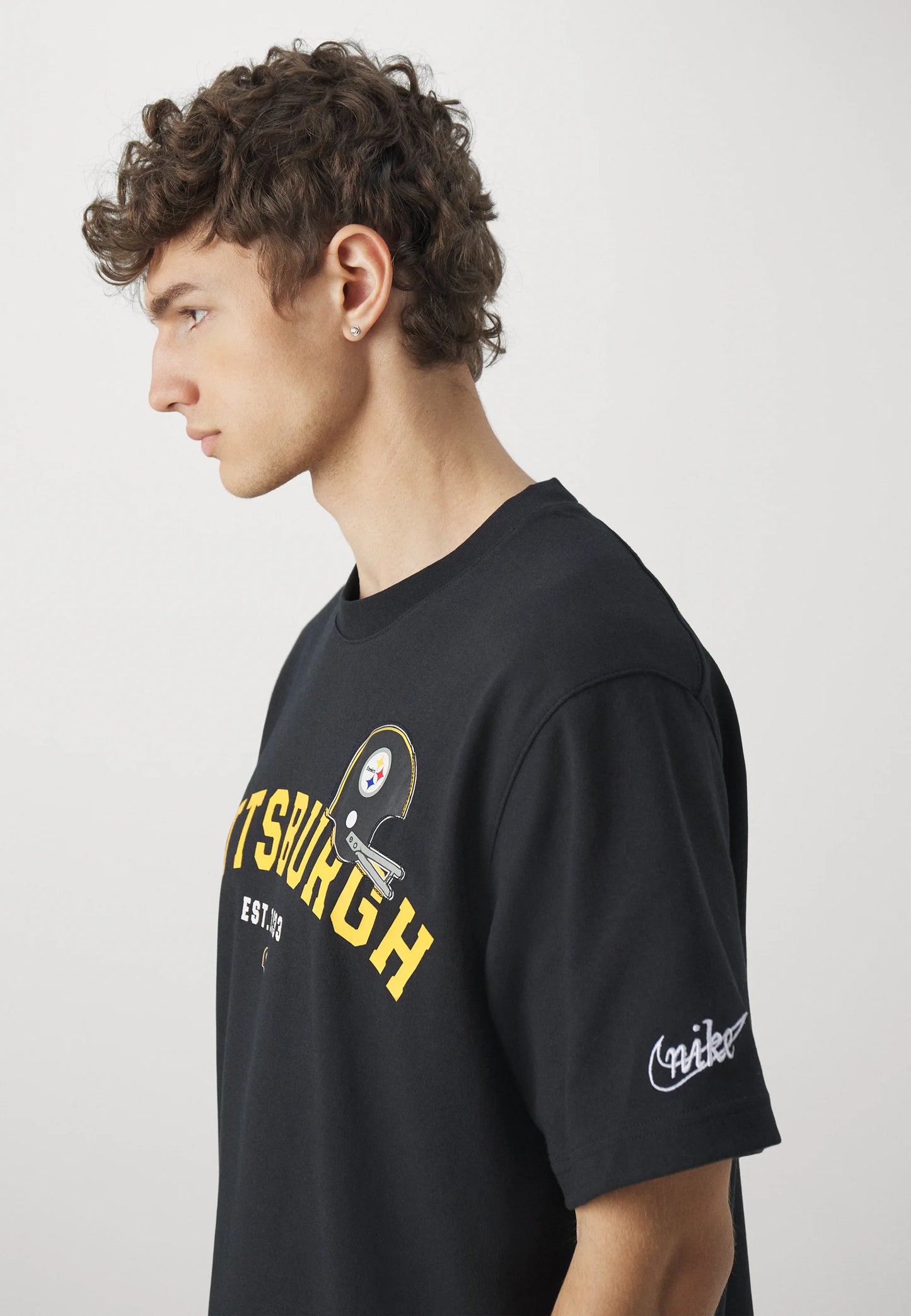 NA-S43 (Nike short sleeve heavyweight stellers tee black) 112394347