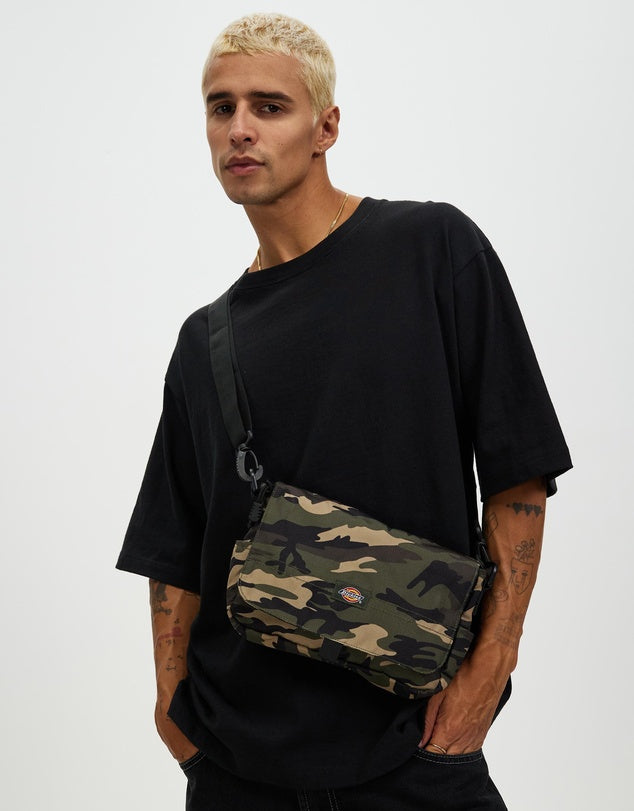 DE-A (Dickies trinity ripstop satchel camo) 32493045