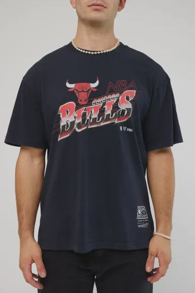 MNA-I21 (Last second shot tee bulls faded black) 92293478