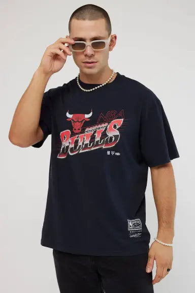 MNA-I21 (Last second shot tee bulls faded black) 92293478